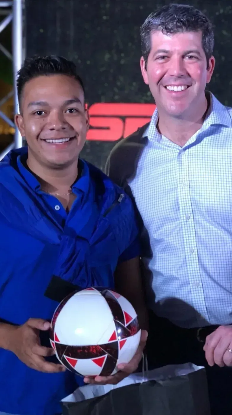 Evento de ESPN, Fernando Palomo a la derecha
