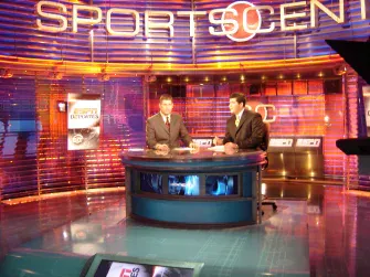 Fernando Palomo en el set de un programa de ESPN.